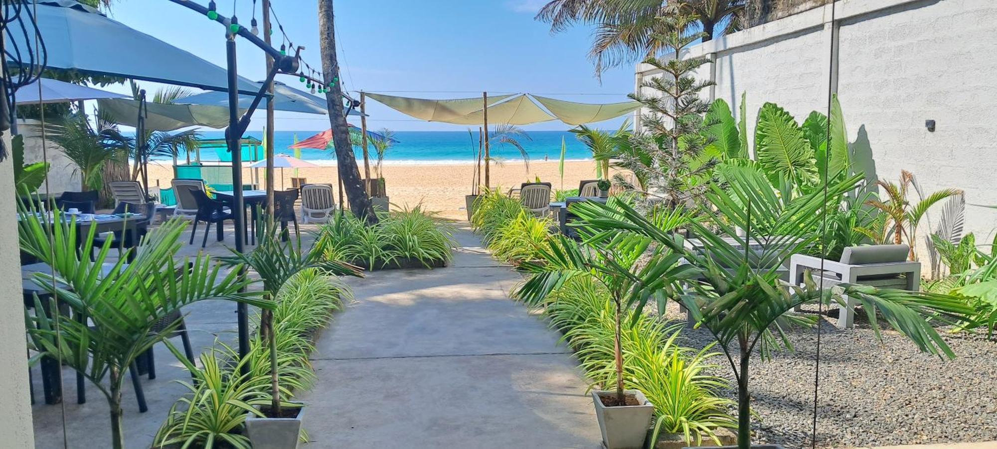 Josan Villa With A Glorious Beach And Sea View Habaraduwa Екстер'єр фото